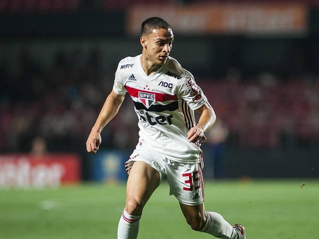 开云体育入口-转折点莱比锡状态回暖，荷甲今晚攻防权衡，气氛紧张，心理建设被强调(兄弟余华李光头林红片段)